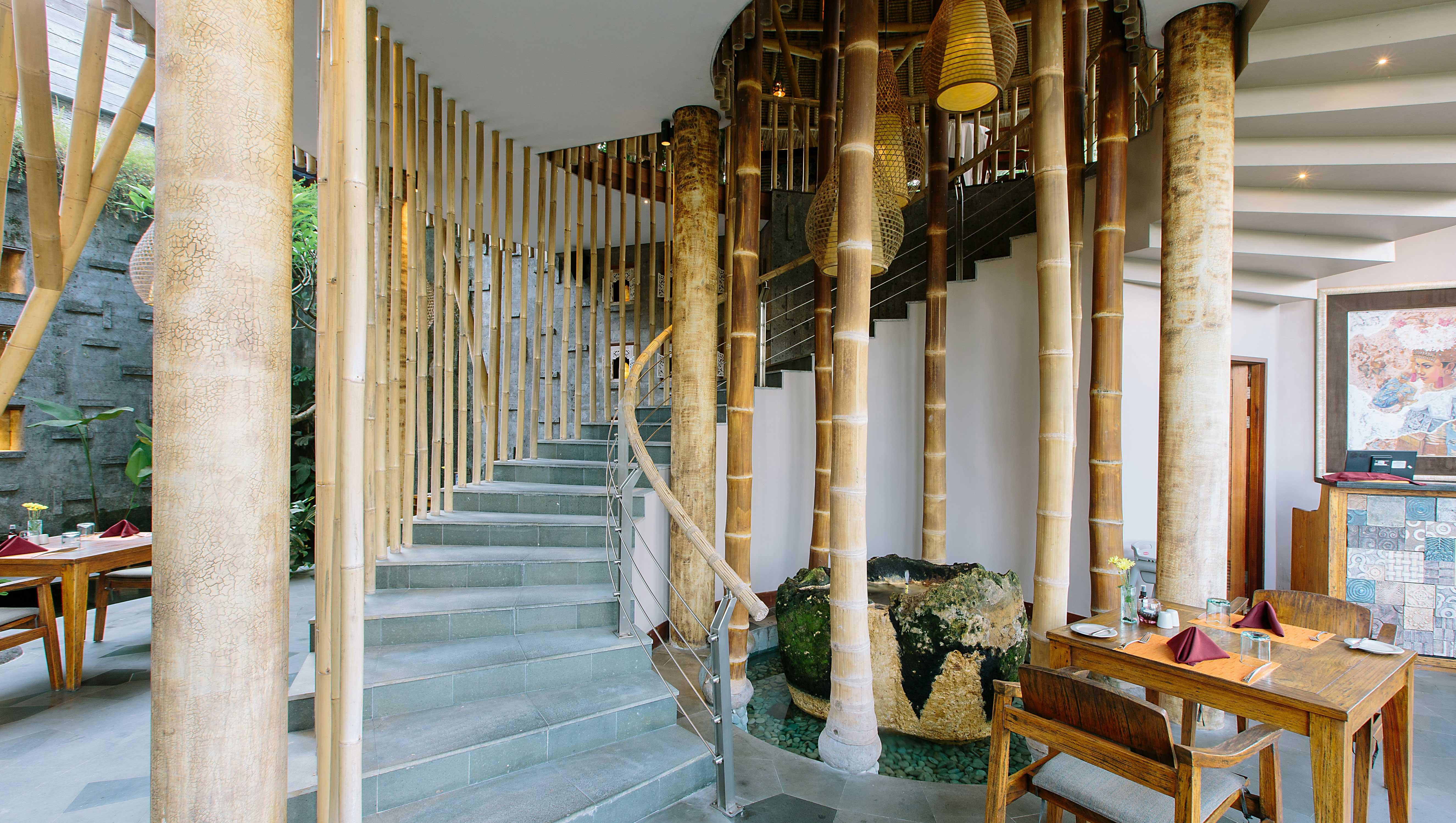 Tejaprana Resort & Spa Ubud  Ngoại thất bức ảnh Bamboo staircase
